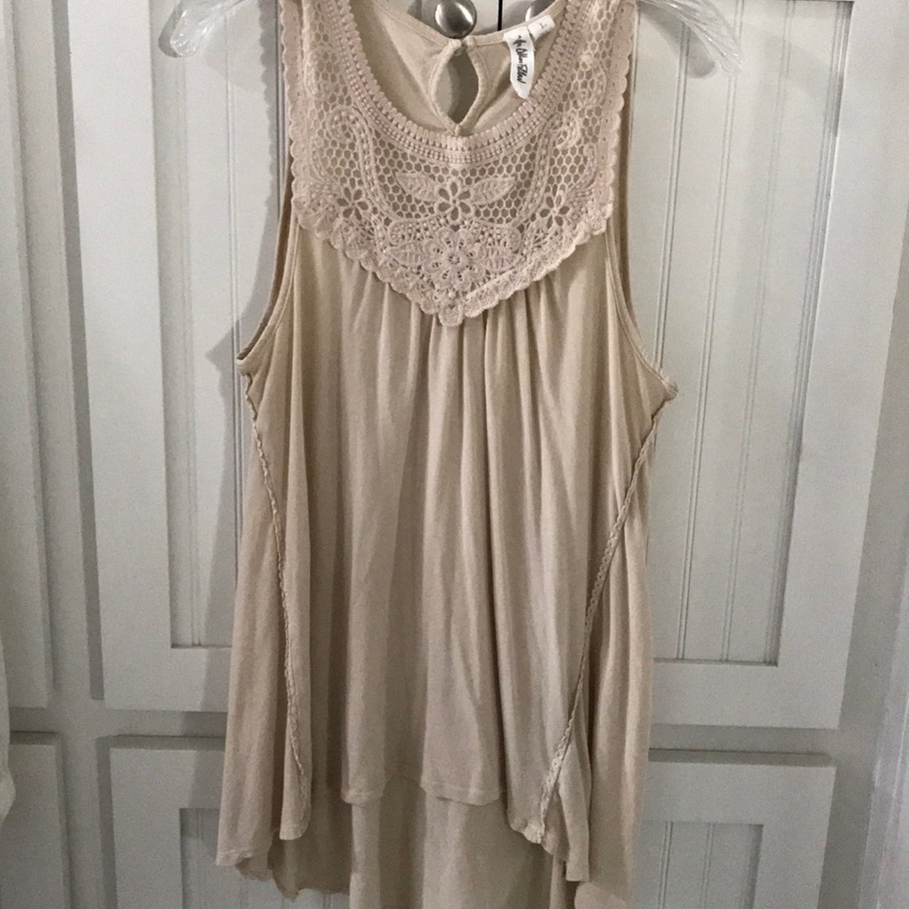 Others Follow top NWOT